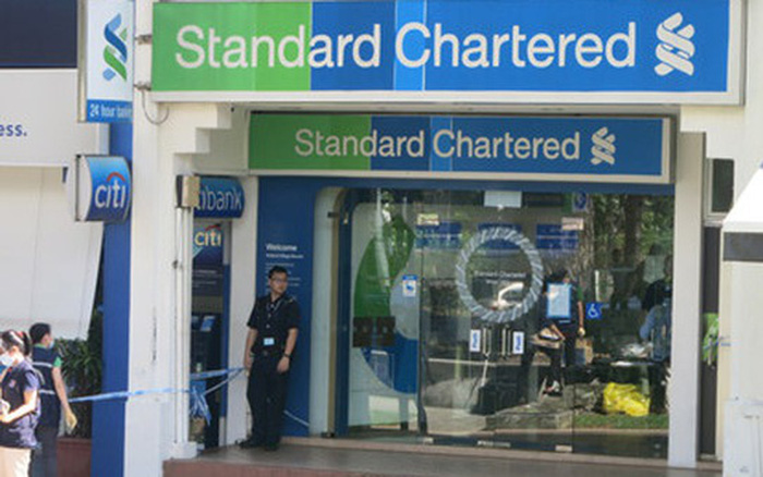 Ngân hàng Standard Chartered không làm việc thứ 7